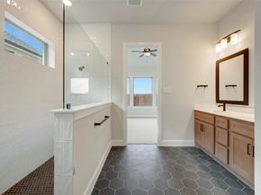 7836  Pondview Lane , Fort Worth Texas 76123