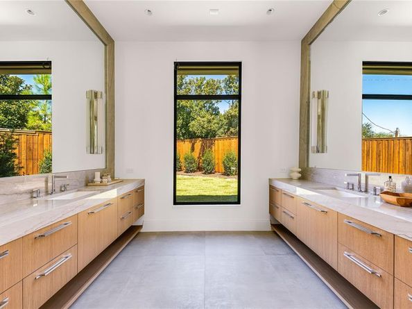 4527 N Lindhurst Avenue , Dallas Texas 75229