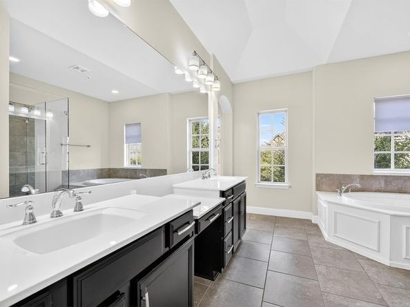 556  Waterloo Drive , Lewisville Texas 75067