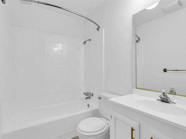 2106  Clark Trail , Grand Prairie Texas 75052