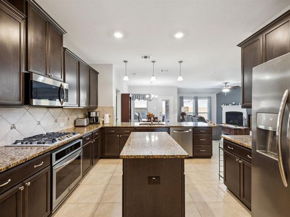 10012  Levelland Place , McKinney Texas 75071
