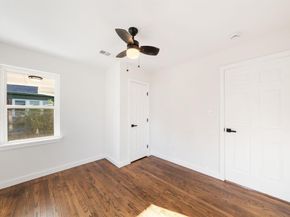 806 E Woodin Boulevard , Dallas Texas 75216