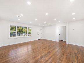 806 E Woodin Boulevard , Dallas Texas 75216