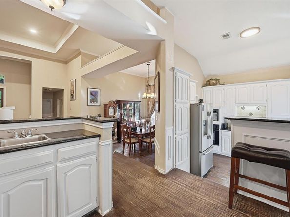 2680  Creekside Court , Highland Village Texas 75077