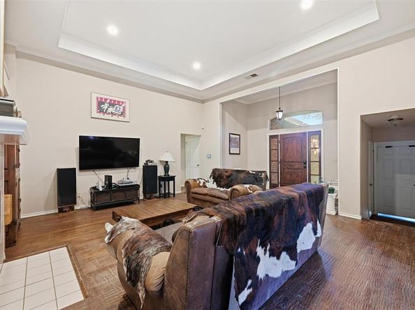 2680  Creekside Court , Highland Village Texas 75077