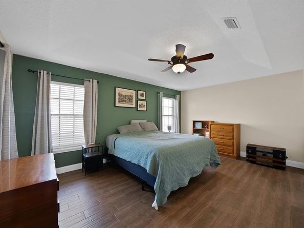 7113  Lo Chalmers Lane , Garland Texas 75043