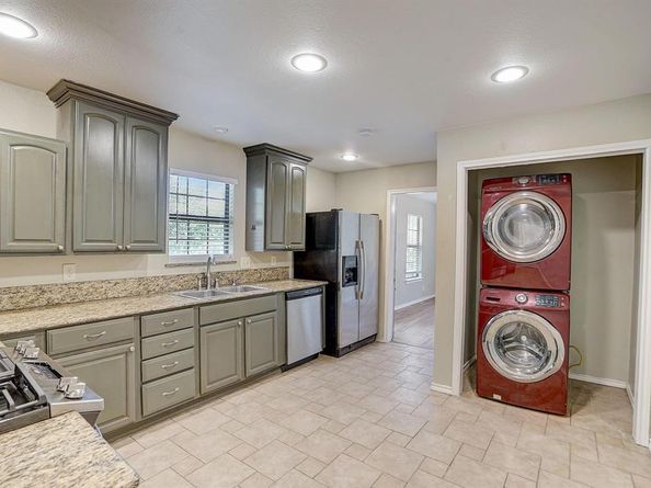 1514  Baxley Street , Carrollton Texas 75006