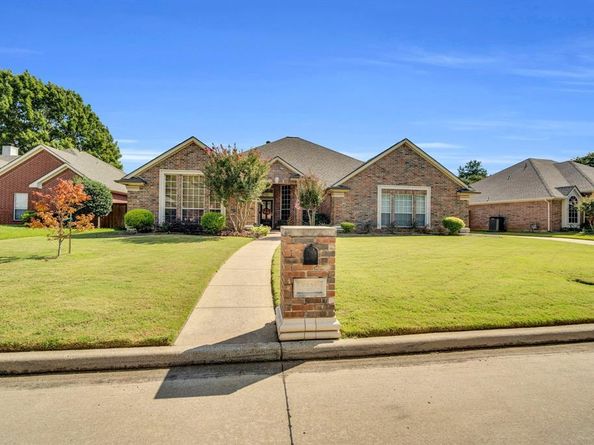 2616  Brookwood Drive , Mansfield Texas 76063