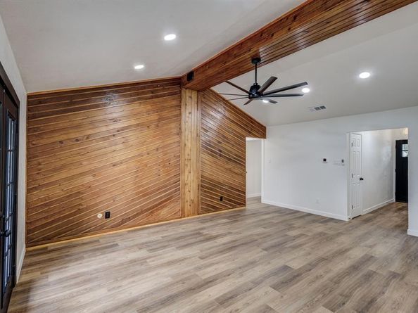 1914  Kynette Drive , Euless Texas 76040