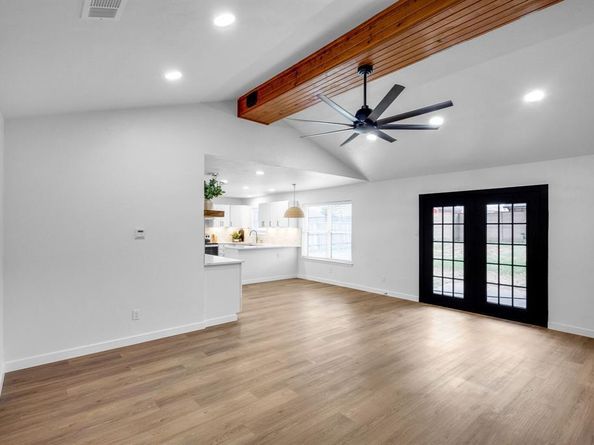 1914  Kynette Drive , Euless Texas 76040