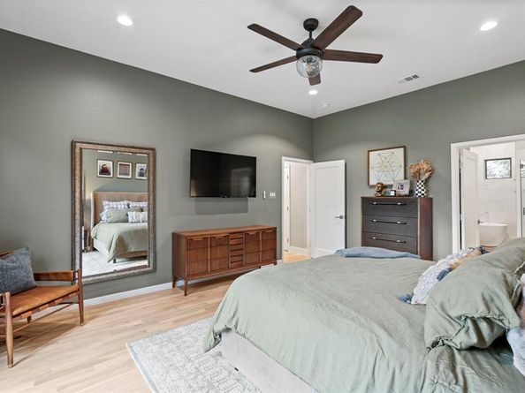 6802  Vada Drive , Dallas Texas 75214