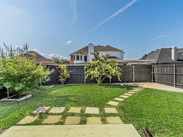2524  Belmeade Drive , Carrollton Texas 75006