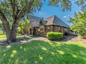 2524  Belmeade Drive , Carrollton Texas 75006