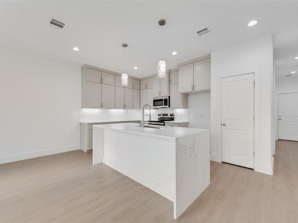 6314  Myrtle Street , Dallas Texas 75215