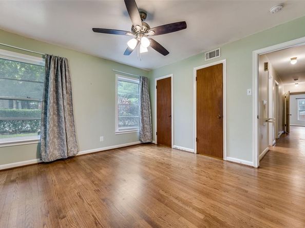 1710  Henderson Court , Irving Texas 75061