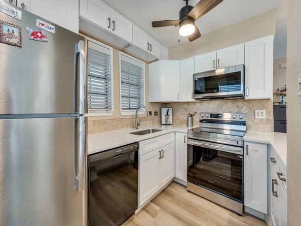 404  Santa Fe Trail  54, Irving Texas 75063