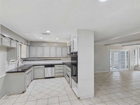 3701  Lawndale Avenue , Fort Worth Texas 76133