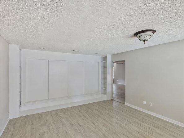 3701  Lawndale Avenue , Fort Worth Texas 76133