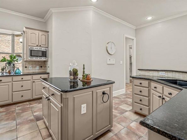 2149  Ironside Drive , Plano Texas 75075