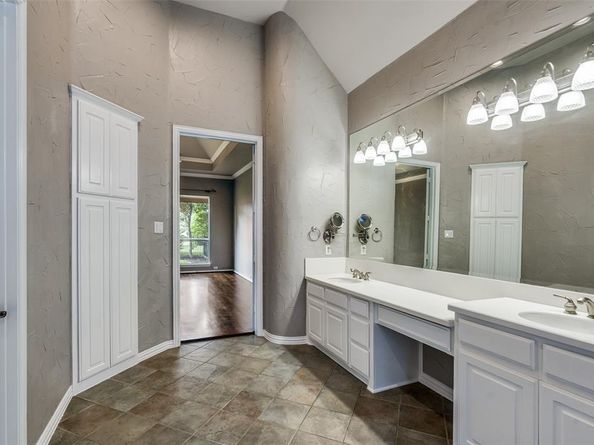 1308  Parkwood Court , McKinney Texas 75072