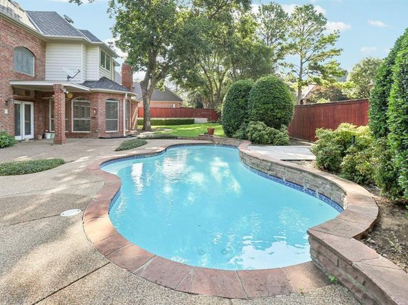 2805  Red Oak Court E, Colleyville Texas 76034
