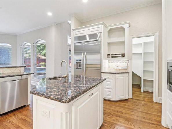 2805  Red Oak Court E, Colleyville Texas 76034
