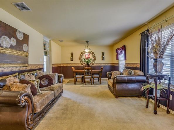 614  Rolling Meadows Drive , Lancaster Texas 75146