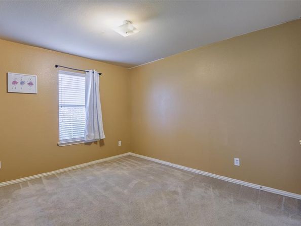 614  Rolling Meadows Drive , Lancaster Texas 75146