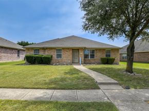 614  Rolling Meadows Drive , Lancaster Texas 75146