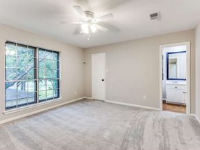 28  Mont Del Drive , Benbrook Texas 76132