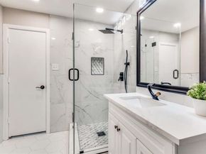 28  Mont Del Drive , Benbrook Texas 76132
