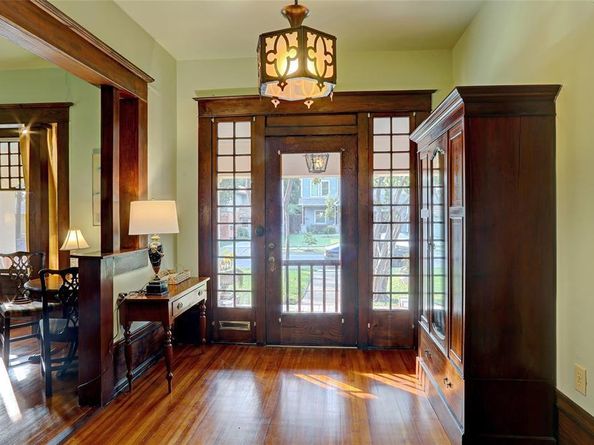 4726  Victor Street , Dallas Texas 75246