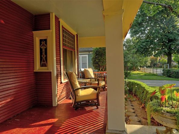 4726  Victor Street , Dallas Texas 75246