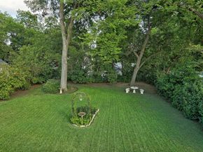 4726  Victor Street , Dallas Texas 75246