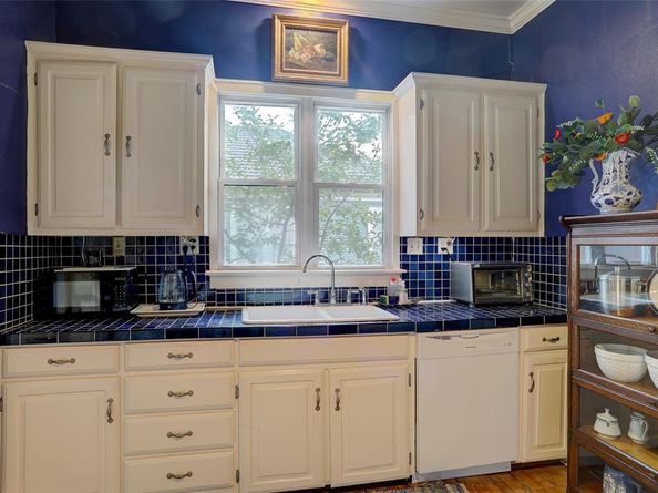 4726  Victor Street , Dallas Texas 75246