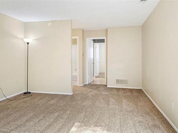 421  San Mateo Drive , Garland Texas 75043