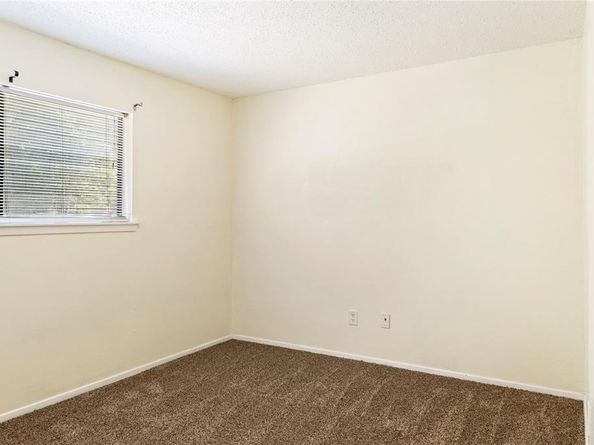 421  San Mateo Drive , Garland Texas 75043