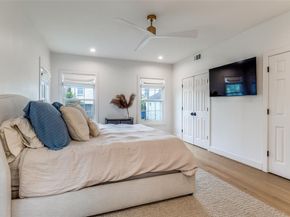 1142 N Winnetka Avenue , Dallas Texas 75208