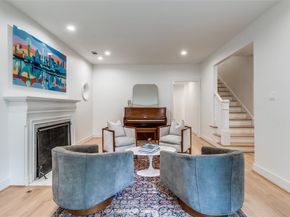 1142 N Winnetka Avenue , Dallas Texas 75208