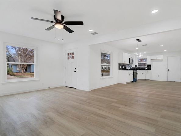 3416  Clary Avenue , Fort Worth Texas 76111