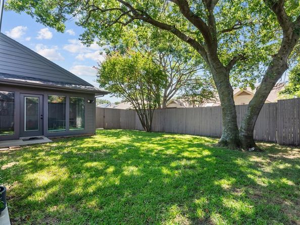 4304  Cobblers Lane , Dallas Texas 75287