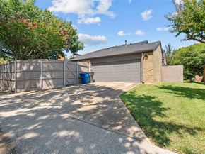 4304  Cobblers Lane , Dallas Texas 75287