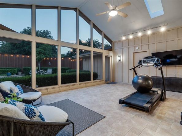 6850  Leameadow Drive , Dallas Texas 75248