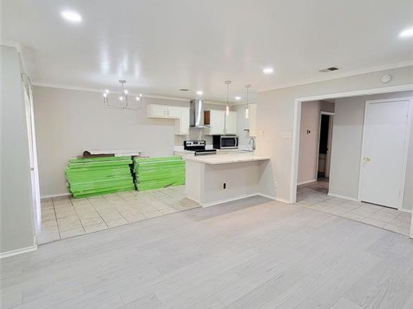 5901  Lake Hubbard Parkway  166, Garland Texas 75043