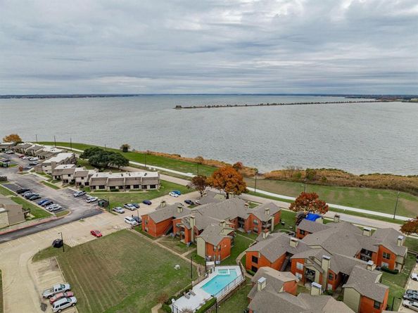 5901  Lake Hubbard Parkway  166, Garland Texas 75043