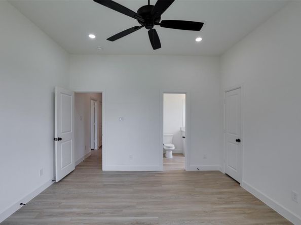 1601  Sea Breeze Court , Azle Texas 76020