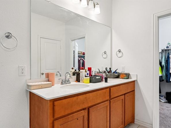 1418  Broadview Drive , Garland Texas 75042