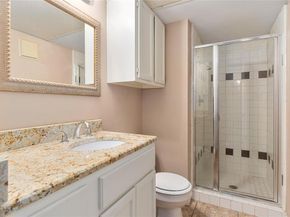 15151  Berry Trail  205, Dallas Texas 75248