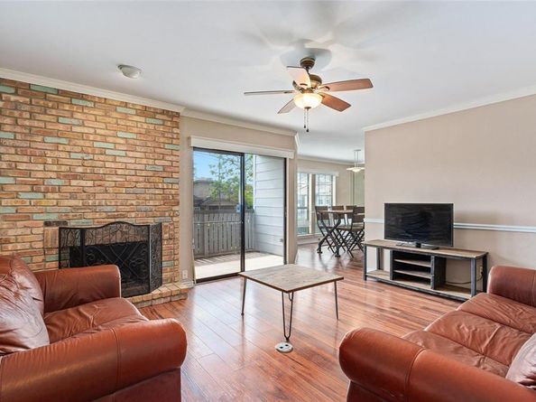 15151  Berry Trail  205, Dallas Texas 75248