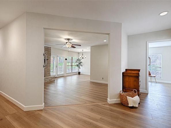 2708  Heather Glen Court , Carrollton Texas 75006